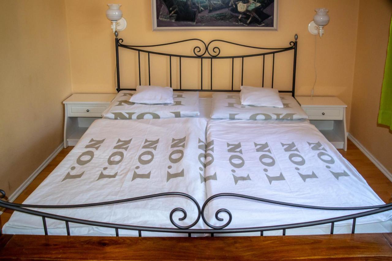 Zsolnay Apartman Siofok Bagian luar foto